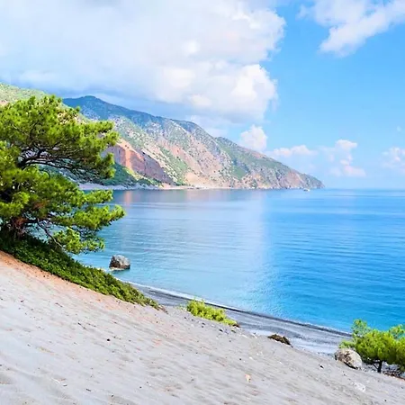 Villa Vista Mare Heated Pool